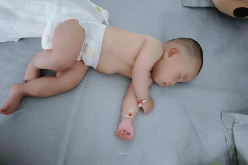 定安孕妇快生了肚子疼